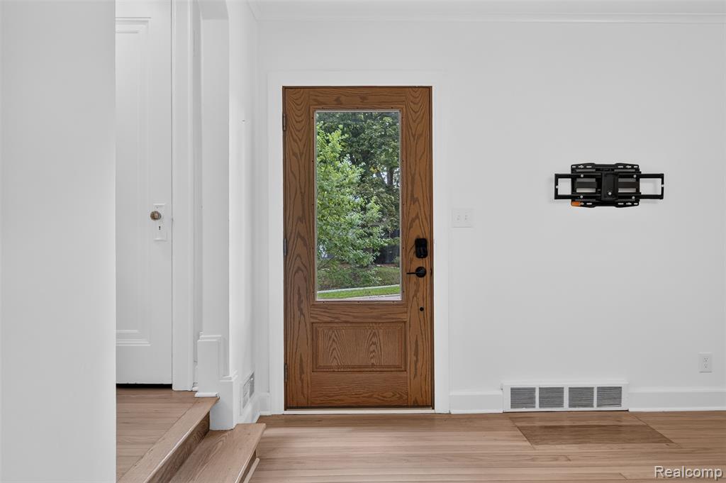 315 Doty Avenue Property Photo 17