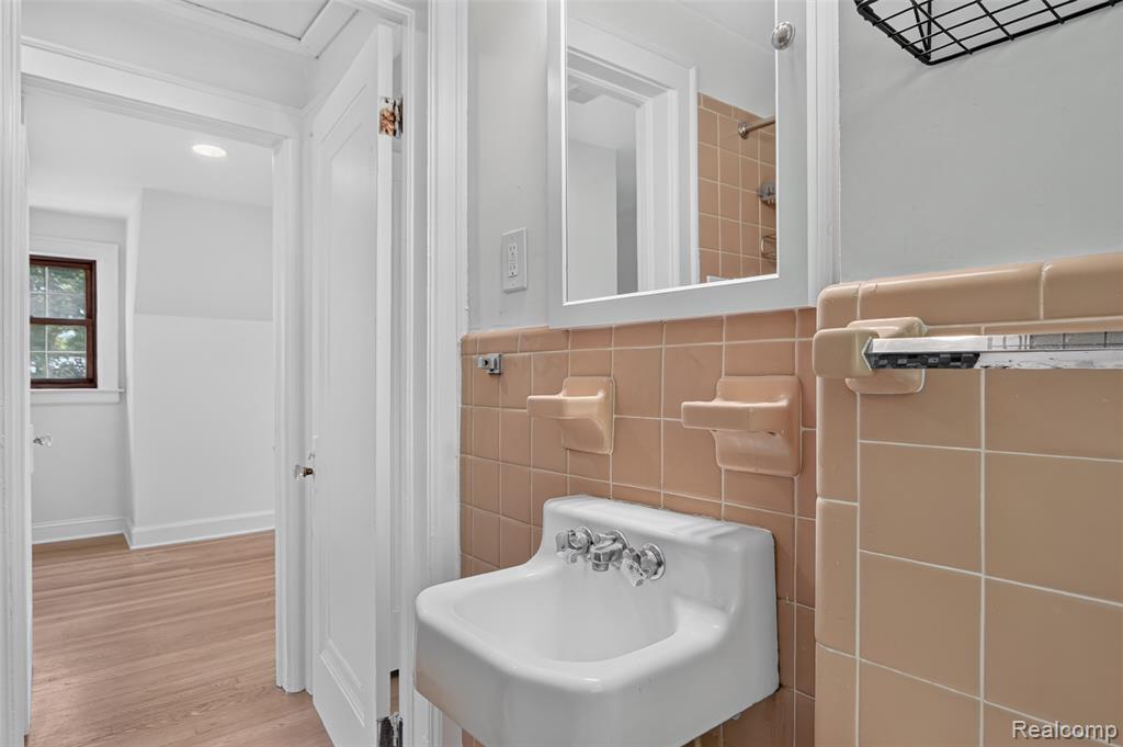 315 Doty Avenue Property Photo 31