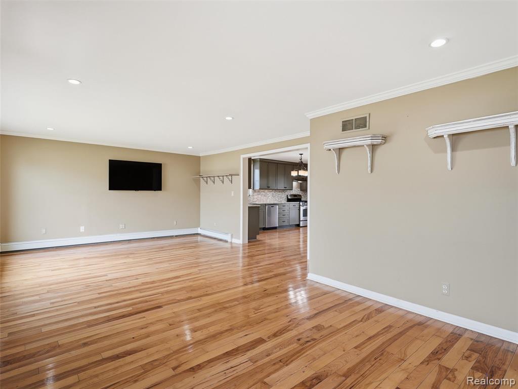 117 Kenyon Road Property Photo 14