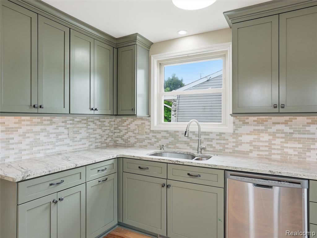117 Kenyon Road Property Photo 18