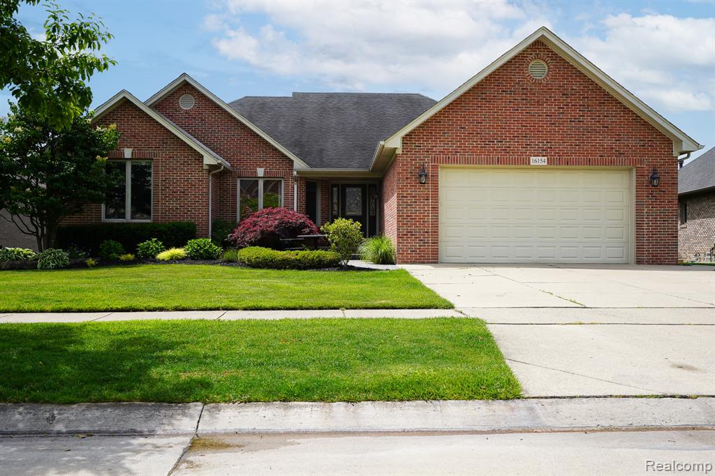 16154 White Water Drive Property Photo 1