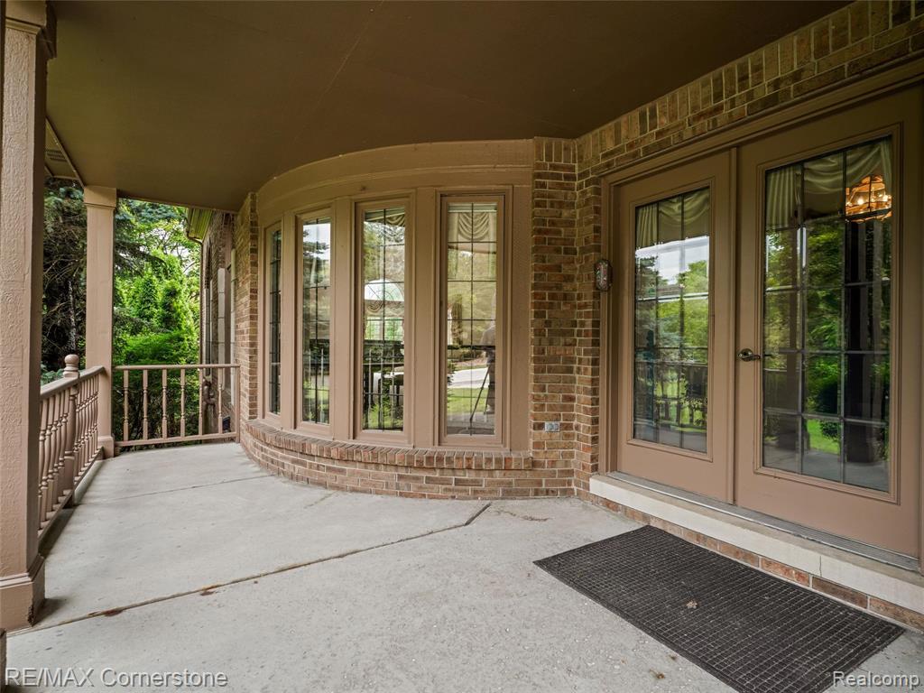 13780 Eaton Drive Property Photo 4