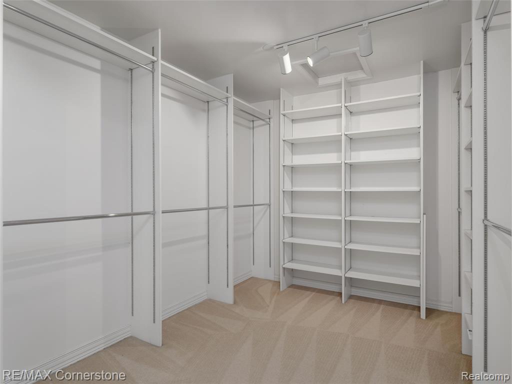 13780 Eaton Drive Property Photo 16