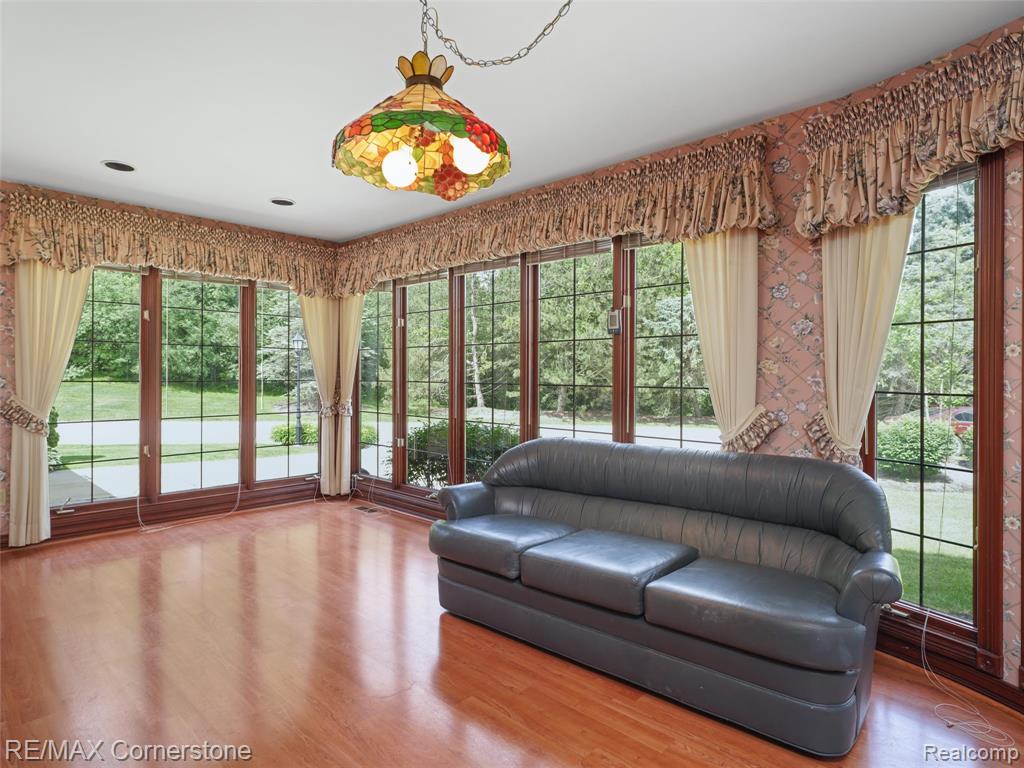 13780 Eaton Drive Property Photo 26