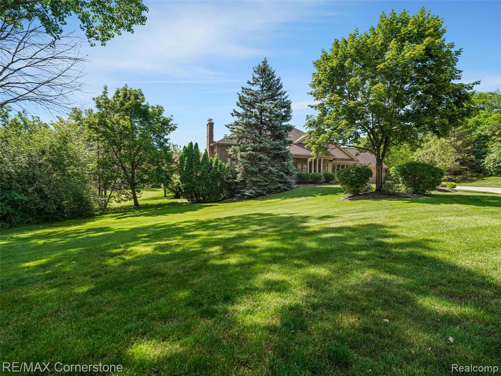 13780 Eaton Drive Property Photo 48