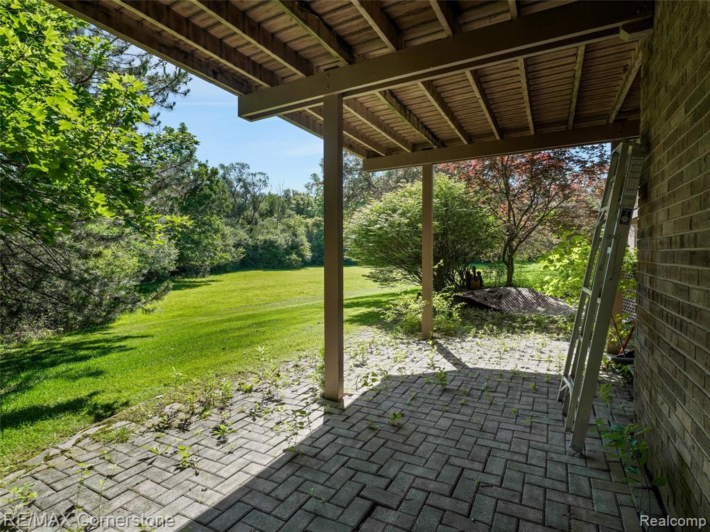 13780 Eaton Drive Property Photo 51