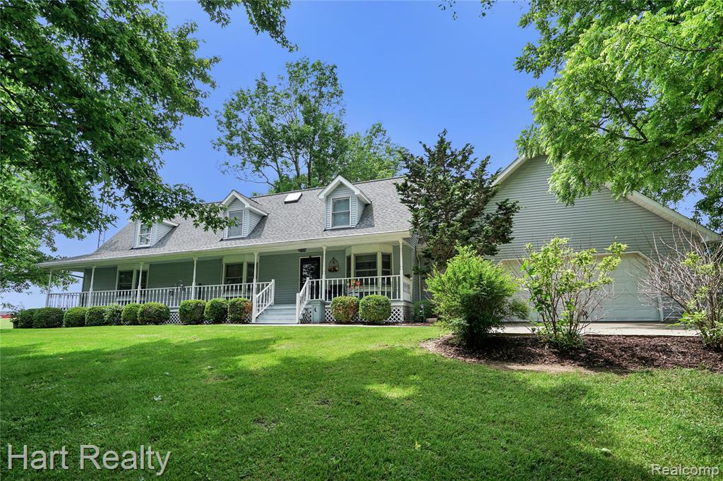 7167 Brown School Road Property Photo 1