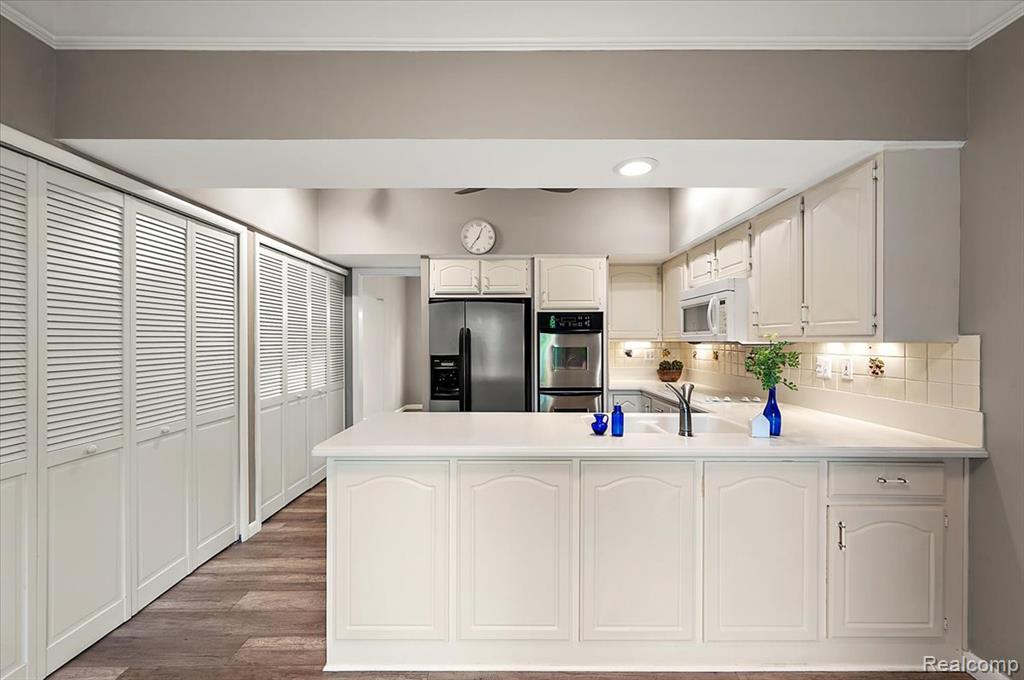 2175 Bordeaux Street Property Photo 12
