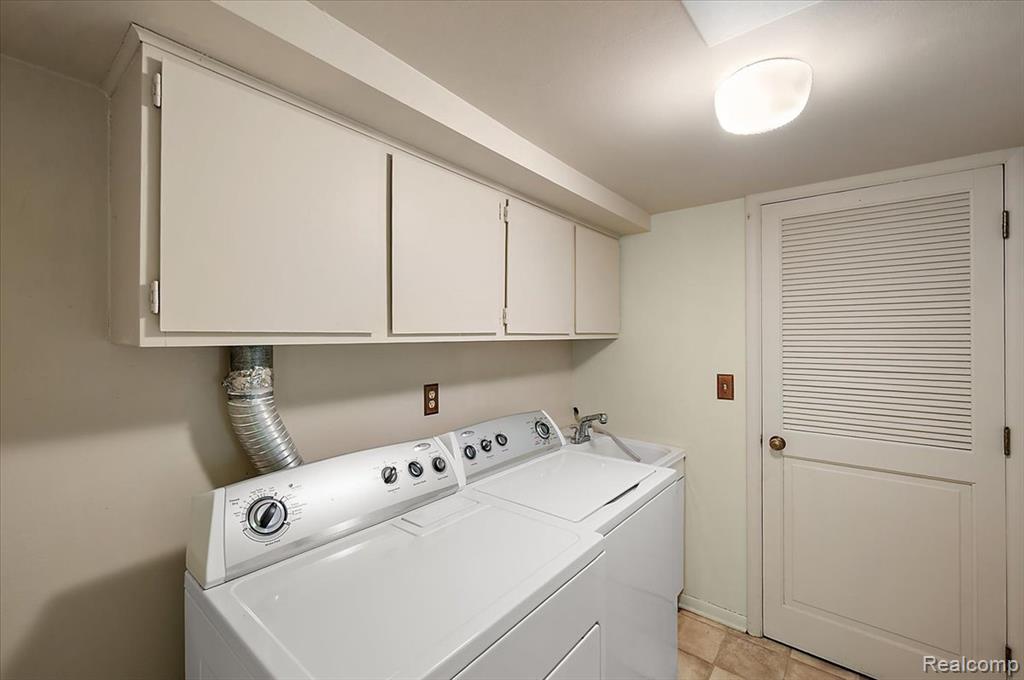 2175 Bordeaux Street Property Photo 25