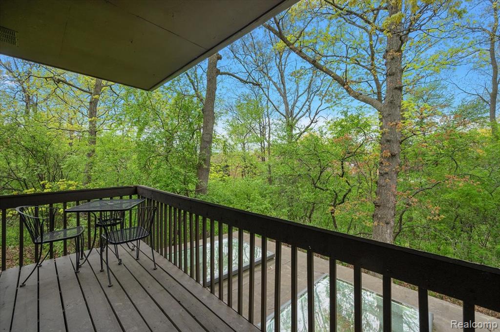 2175 Bordeaux Street Property Photo 28
