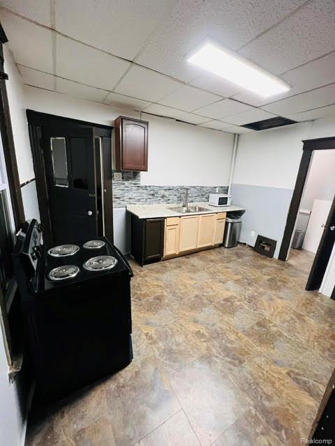7720 E Canfield Street Property Photo 5