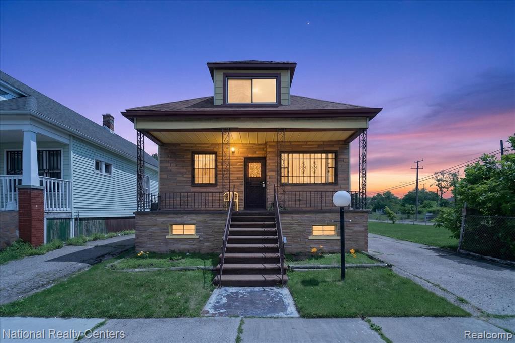 13814 Newbern Street Property Photo 1