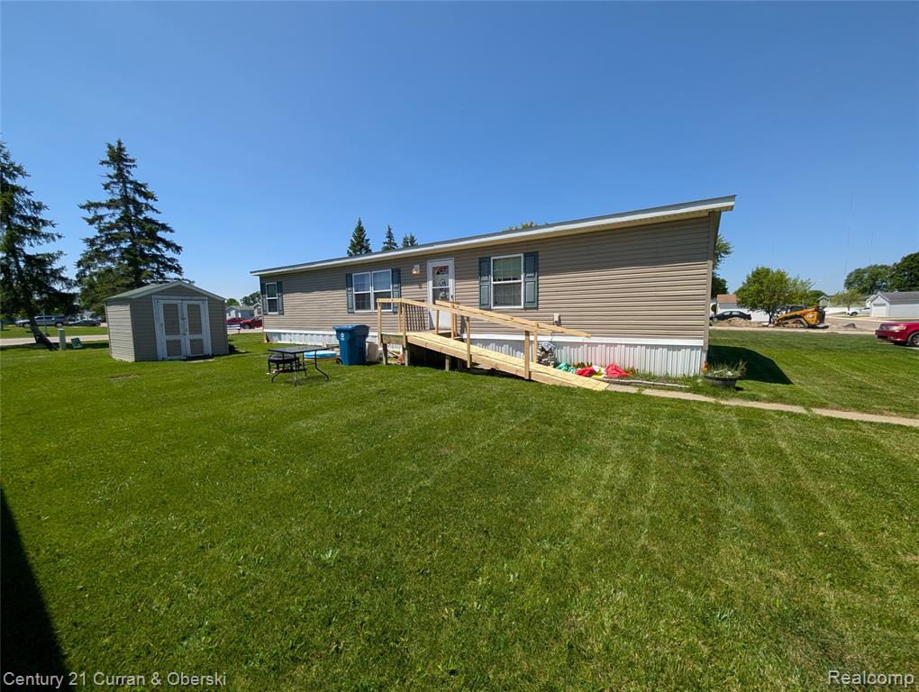 29319 Maple Property Photo 1