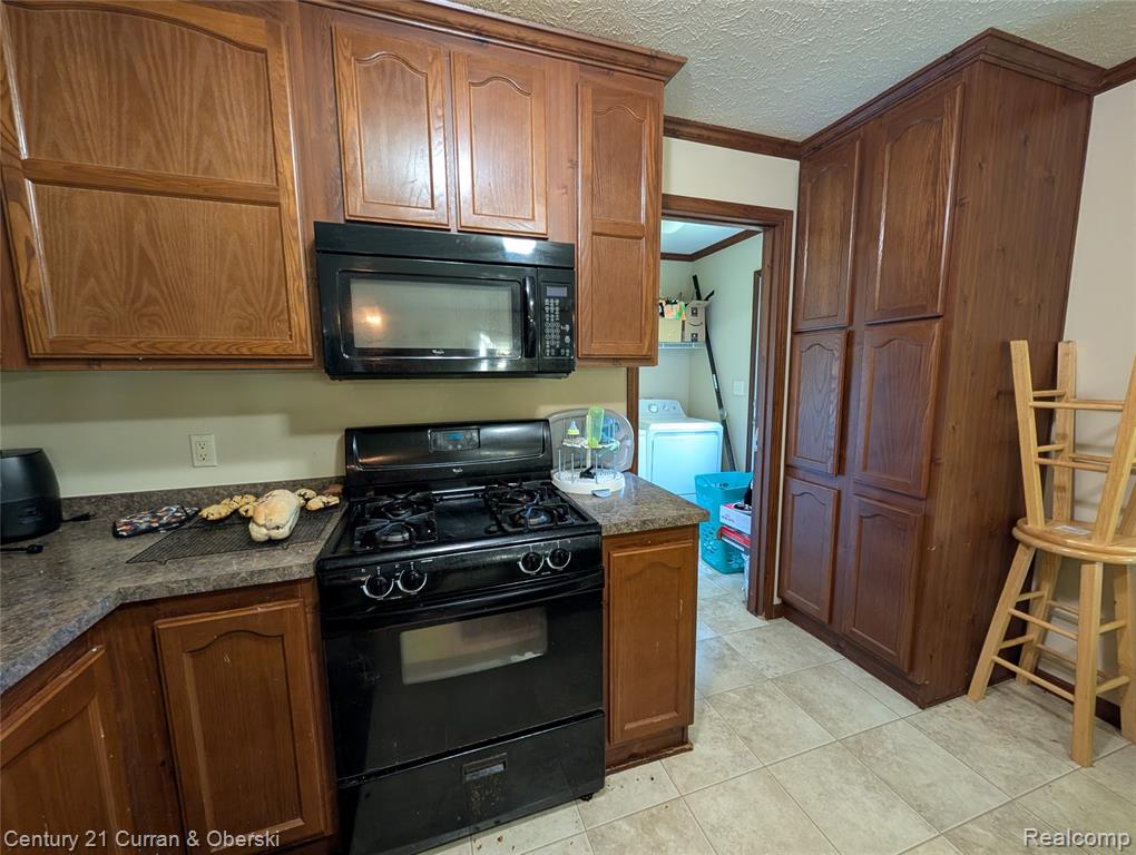 29319 Maple Property Photo 5