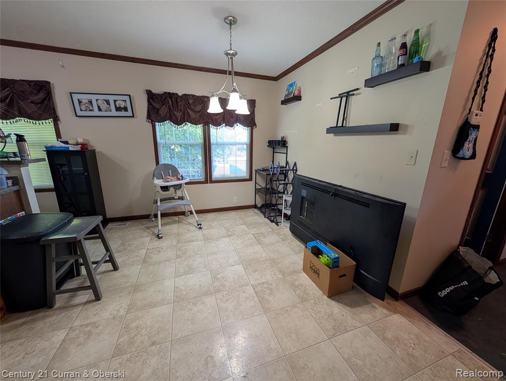 29319 Maple Property Photo 8