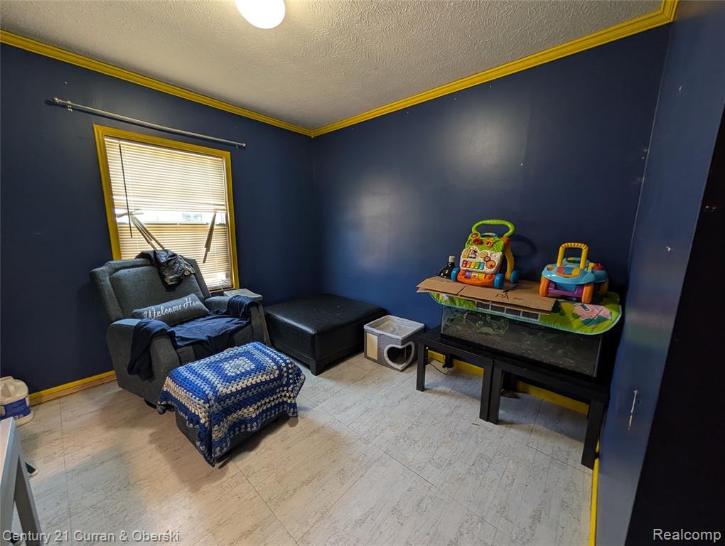 29319 Maple Property Photo 13