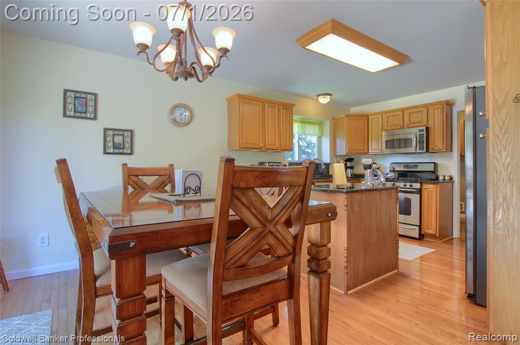 7749 Dover Drive Property Photo 9