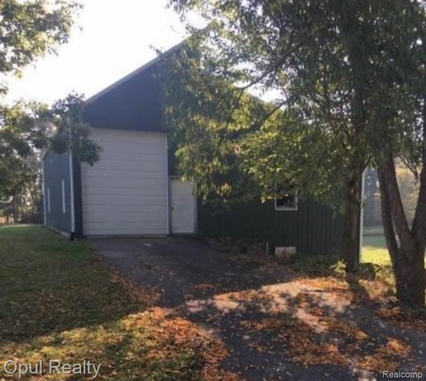 7503 Reading Road Property Photo 5