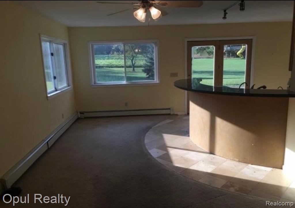 7503 Reading Road Property Photo 6