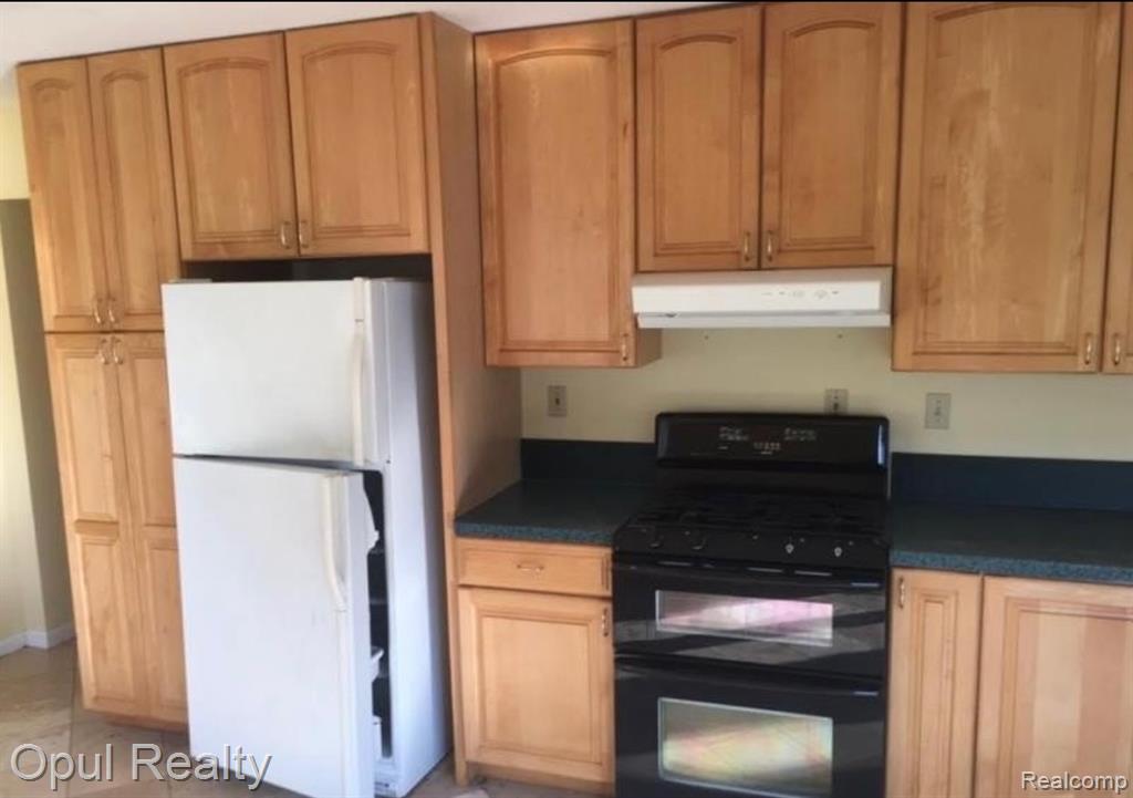 7503 Reading Road Property Photo 8