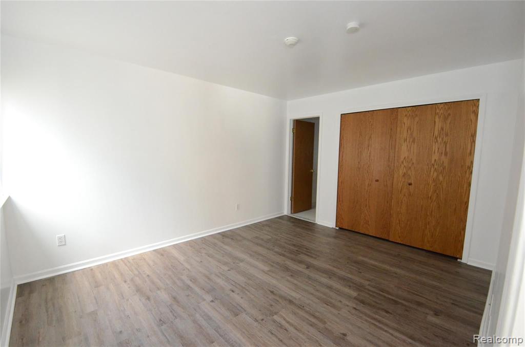 42803 Lilley Pointe Drive Property Photo 12