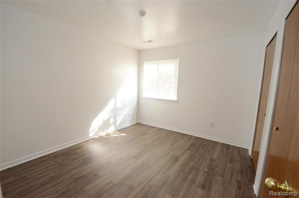 42803 Lilley Pointe Drive Property Photo 17