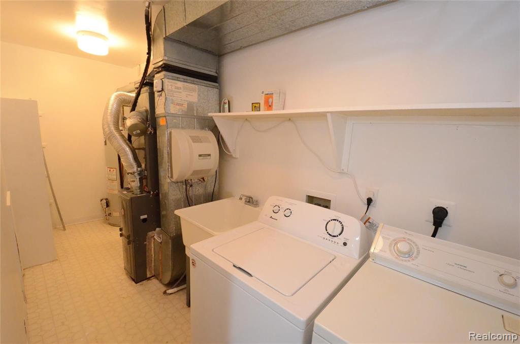 42803 Lilley Pointe Drive Property Photo 19