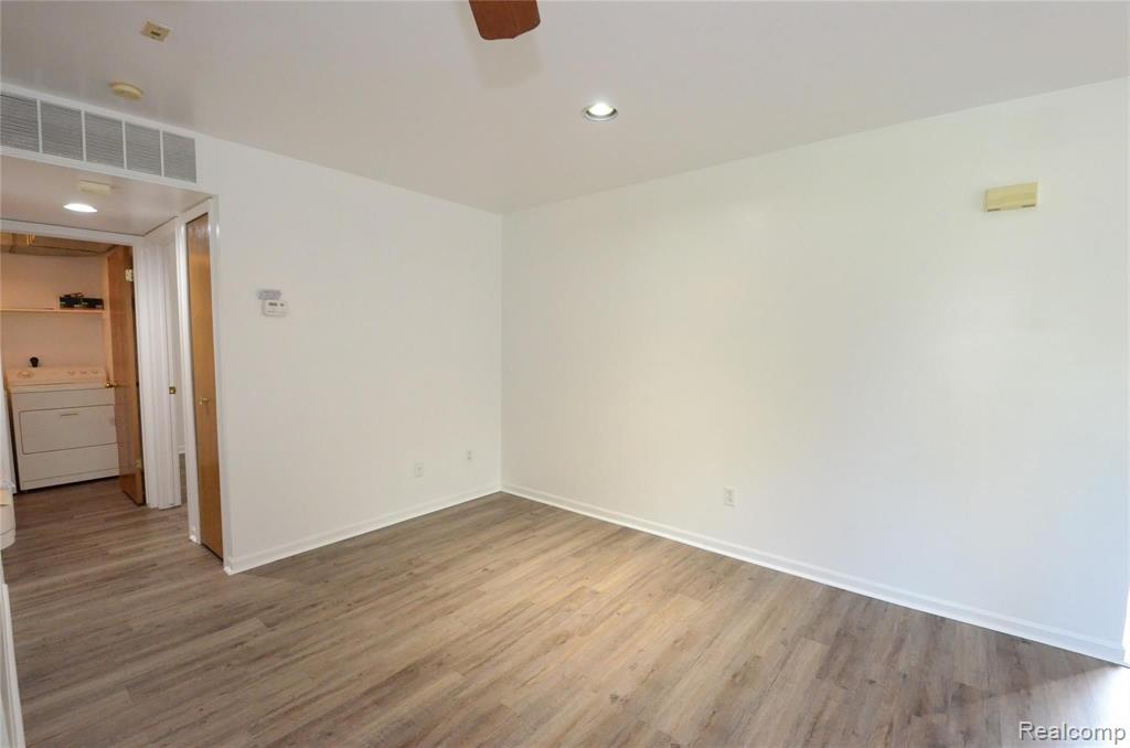 42803 Lilley Pointe Drive Property Photo 22