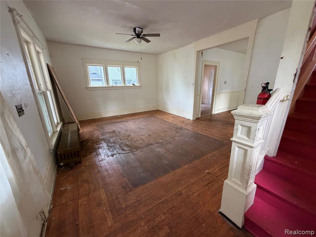 718 River Street Property Photo 17