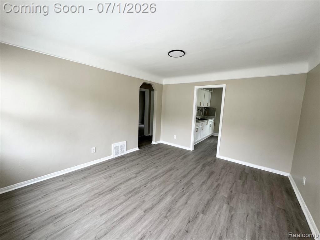 19457 Gilchrist Street Property Photo 2