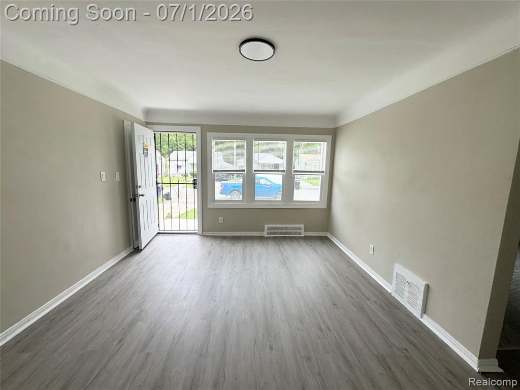 19457 Gilchrist Street Property Photo 3