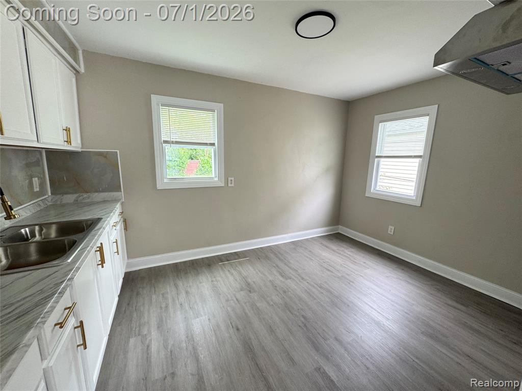 19457 Gilchrist Street Property Photo 5