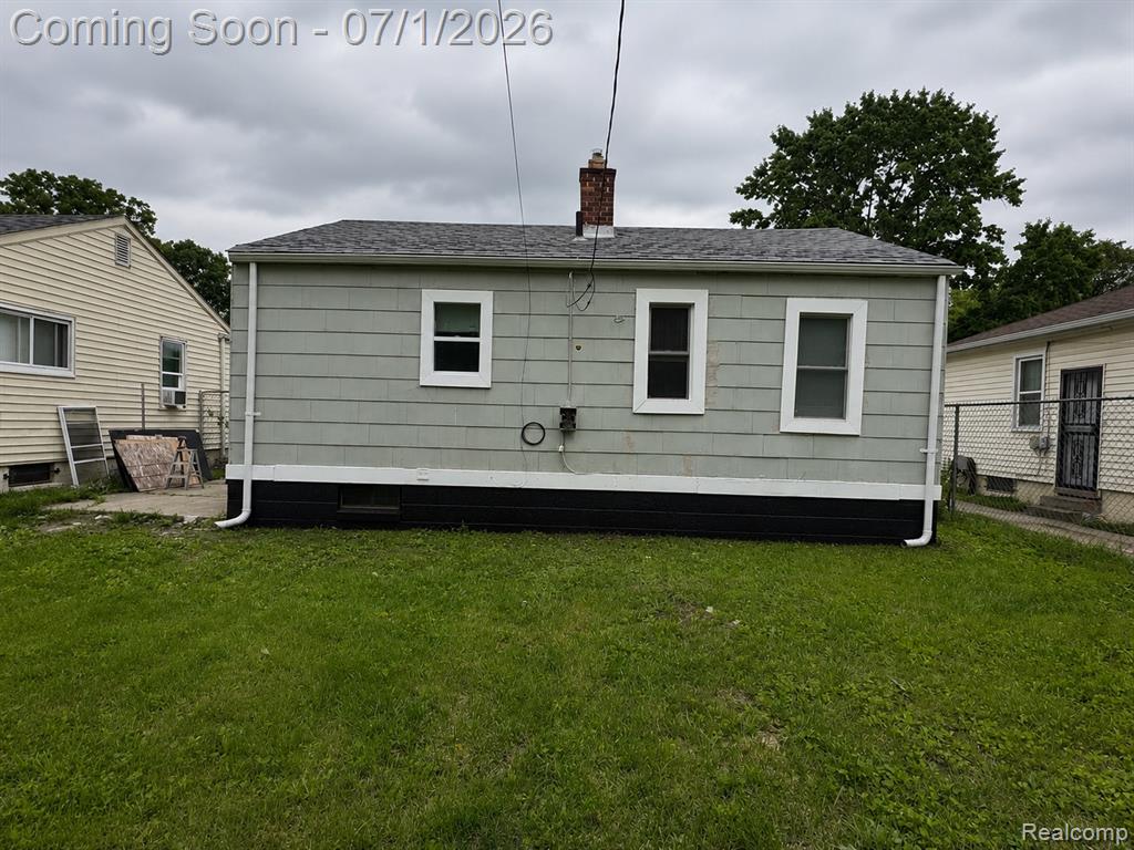 19457 Gilchrist Street Property Photo 12