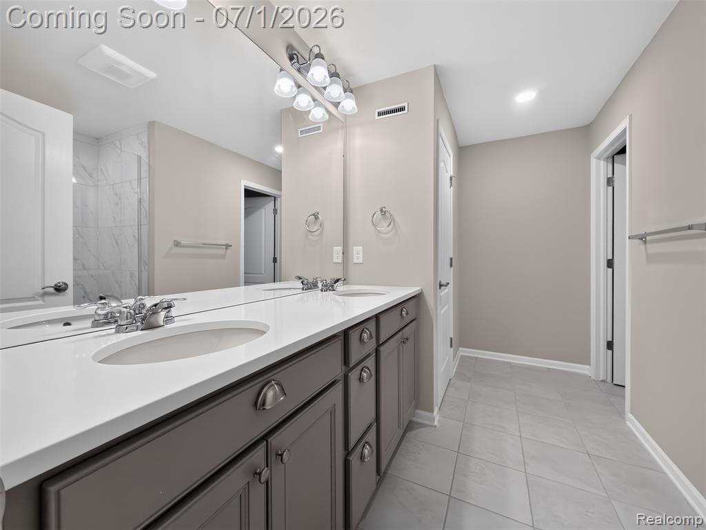 1673 Addison Circle Property Photo 34