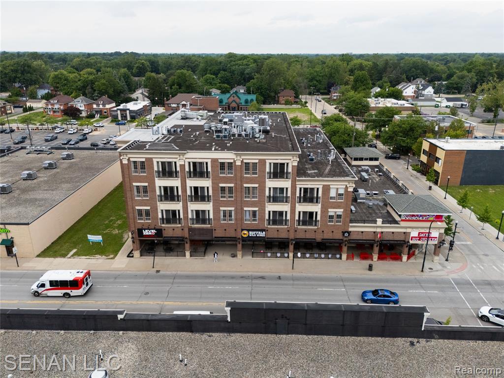22230 Michigan Avenue Property Photo 4