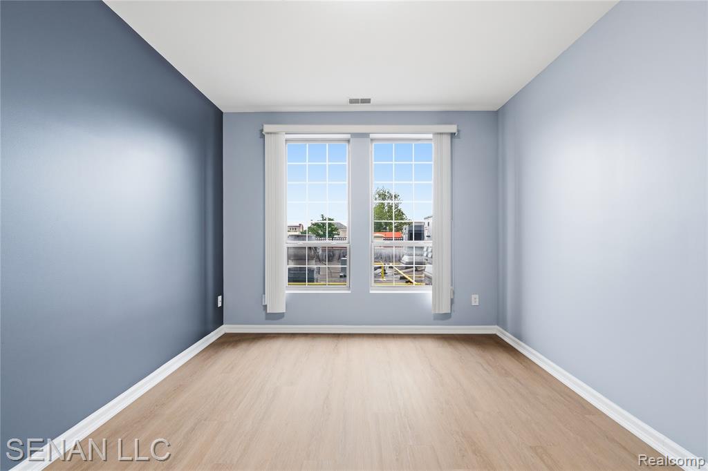 22230 Michigan Avenue Property Photo 16