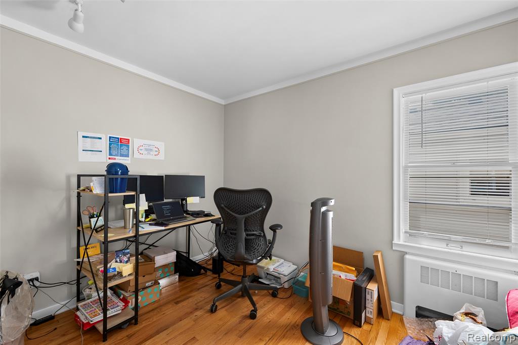 24740 Saxony Avenue Property Photo 18