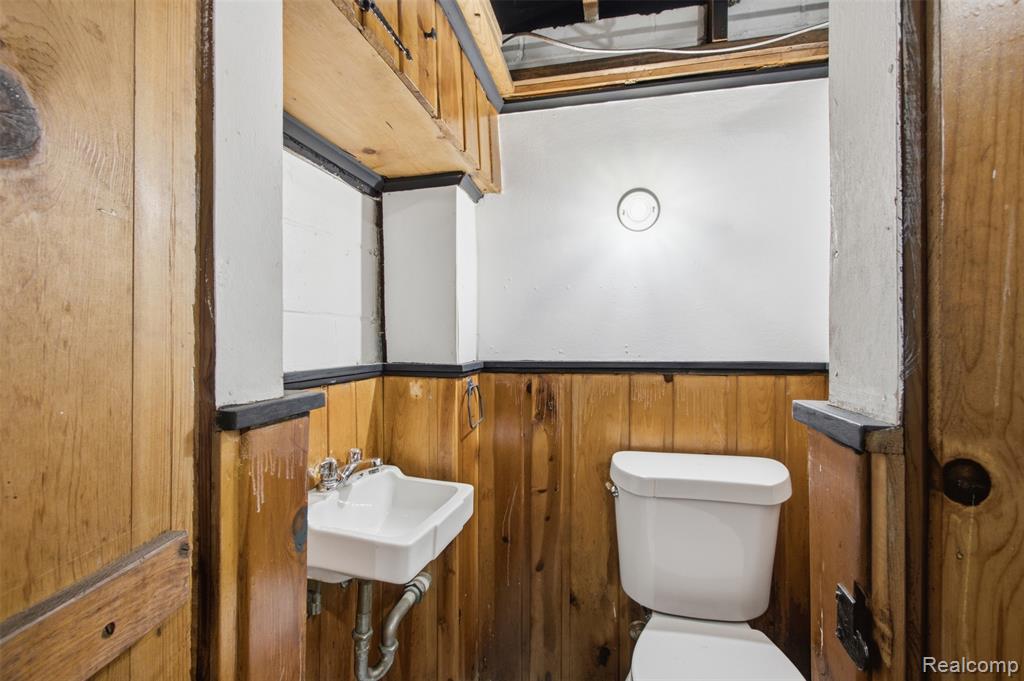 1388 Vernier Road Property Photo 16