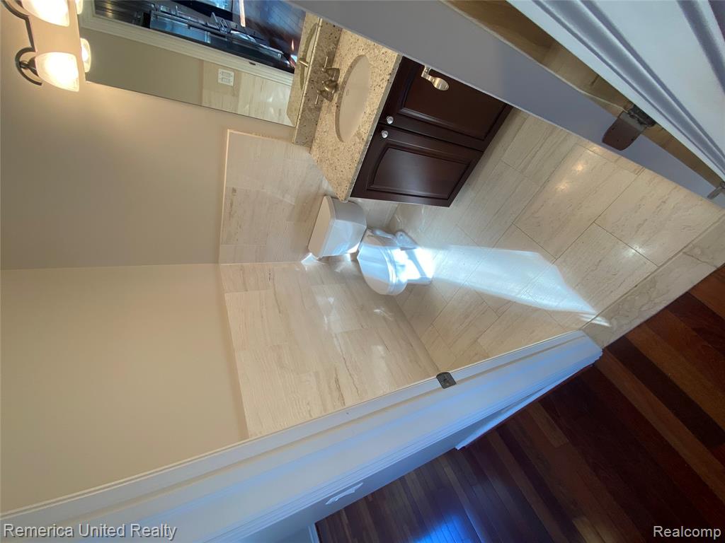 916 Ruffner Avenue Property Photo 10