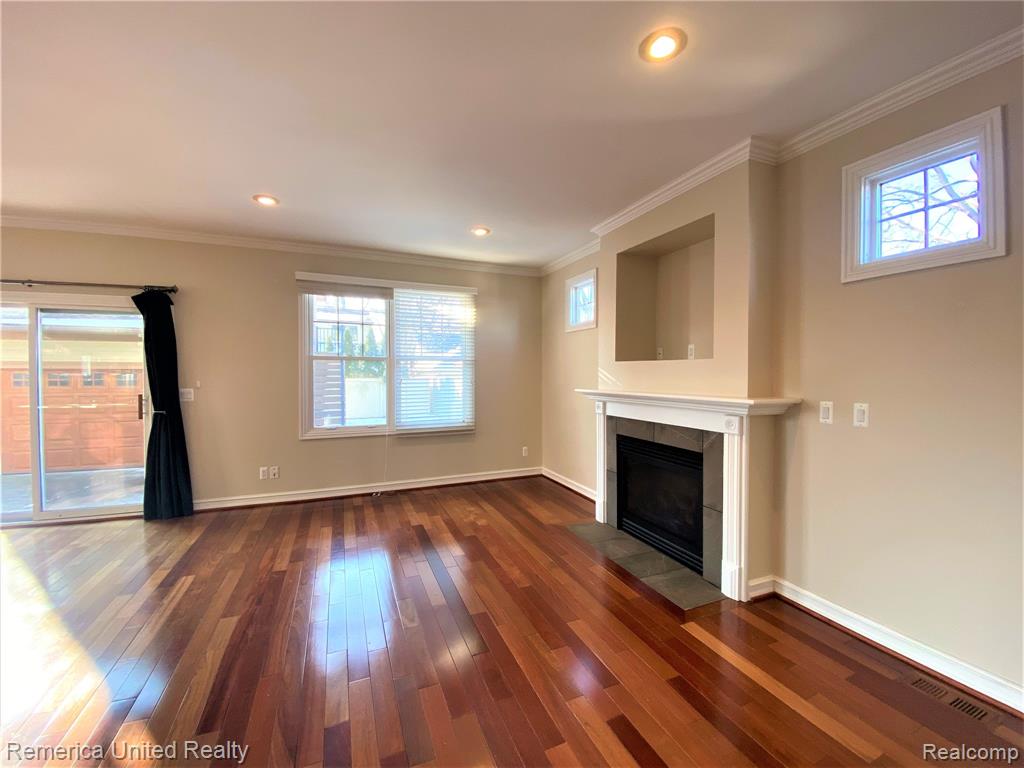 916 Ruffner Avenue Property Photo 12