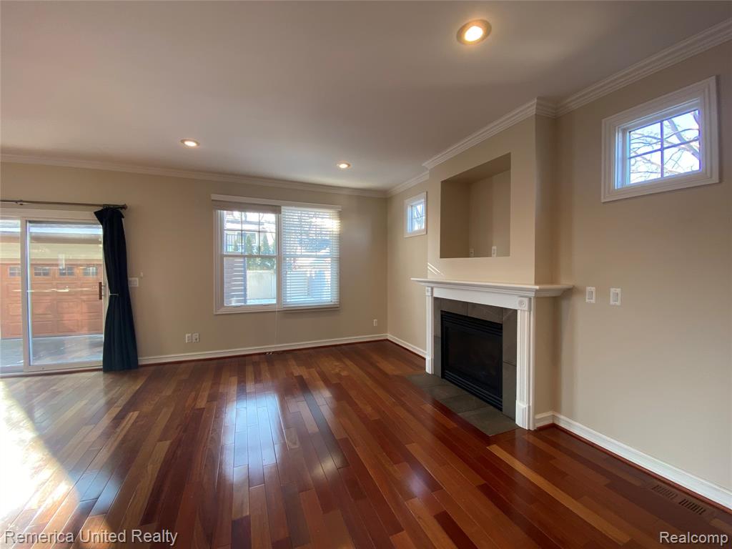 916 Ruffner Avenue Property Photo 18