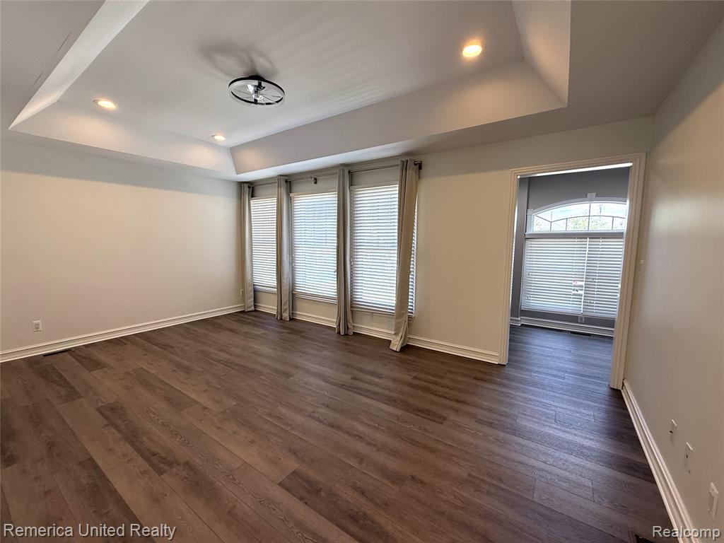 916 Ruffner Avenue Property Photo 20