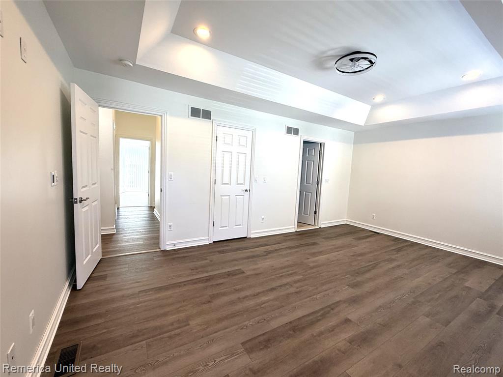 916 Ruffner Avenue Property Photo 21