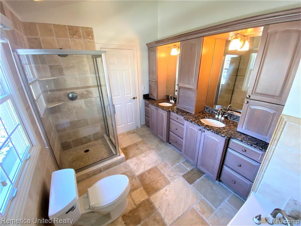 916 Ruffner Avenue Property Photo 26