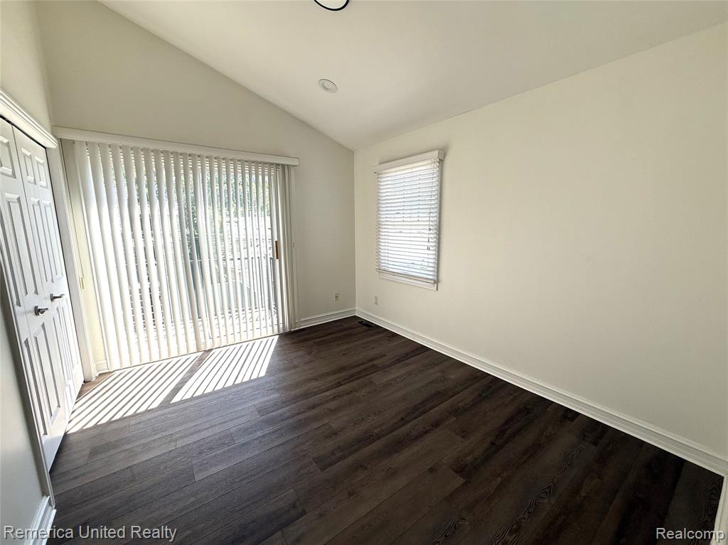 916 Ruffner Avenue Property Photo 31