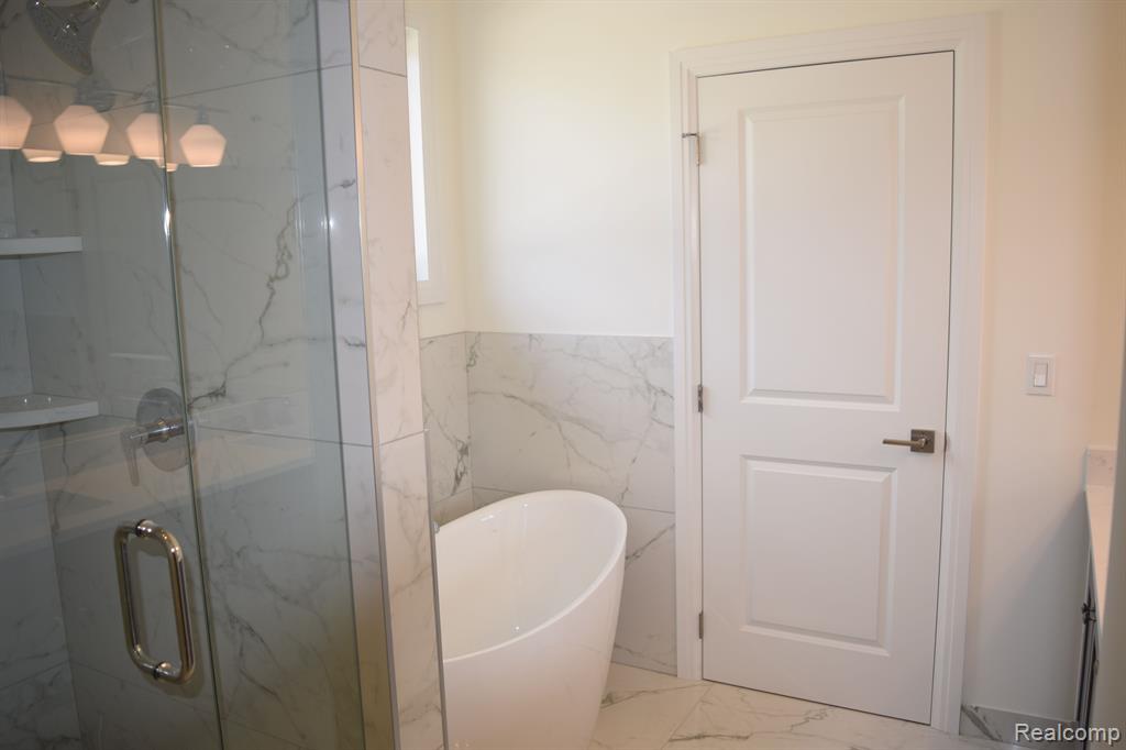 3093 Raffler Drive Property Photo 8