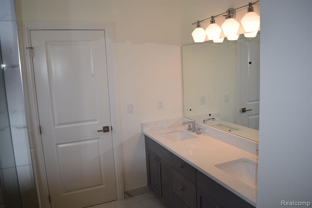 3093 Raffler Drive Property Photo 9
