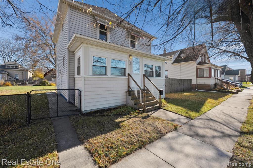 159 Dwight Street Property Photo 2