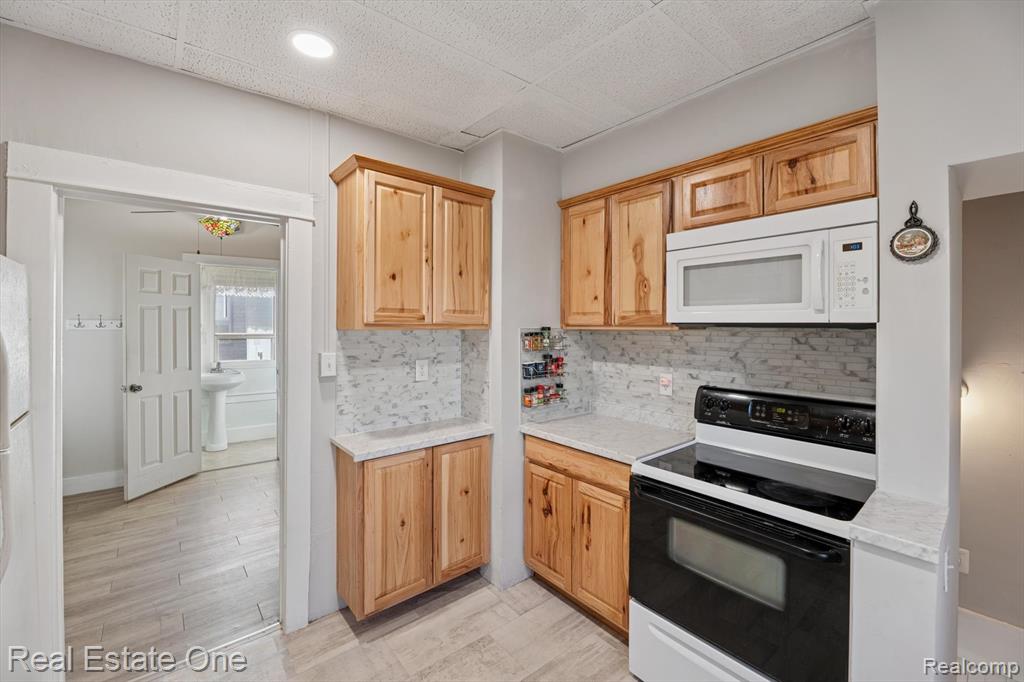 159 Dwight Street Property Photo 14