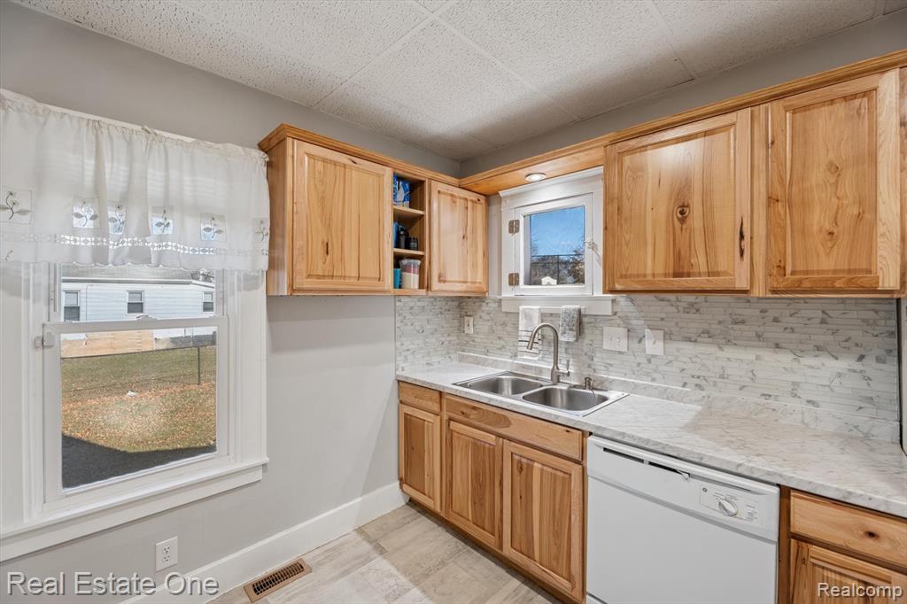 159 Dwight Street Property Photo 18